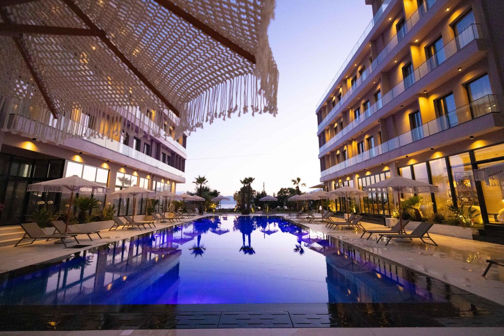 Tris3 Hotel Radhime Luaran gambar