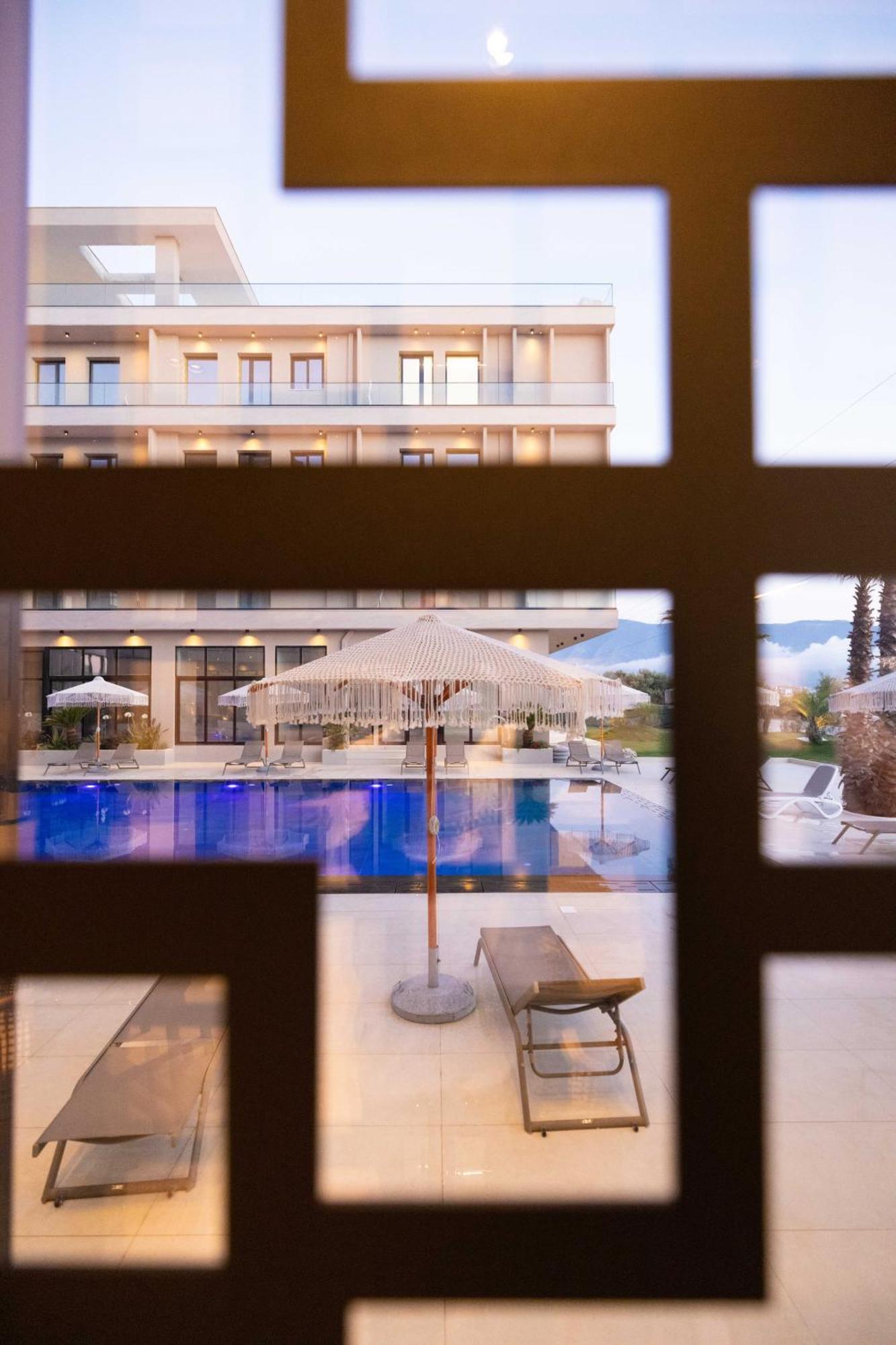 Tris3 Hotel Radhime Luaran gambar