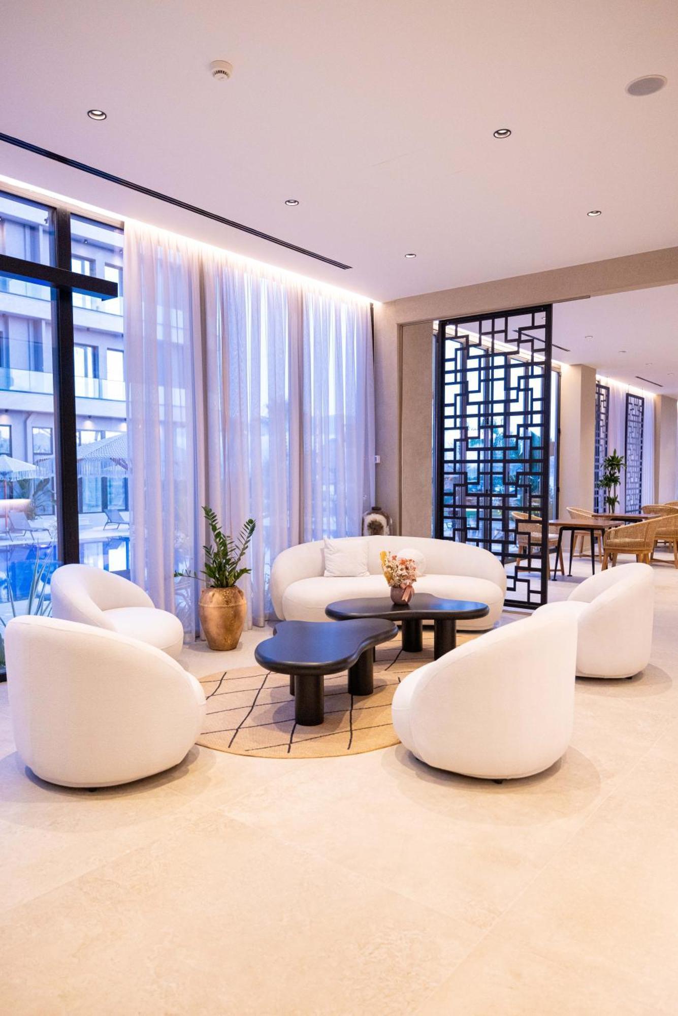 Tris3 Hotel Radhime Luaran gambar