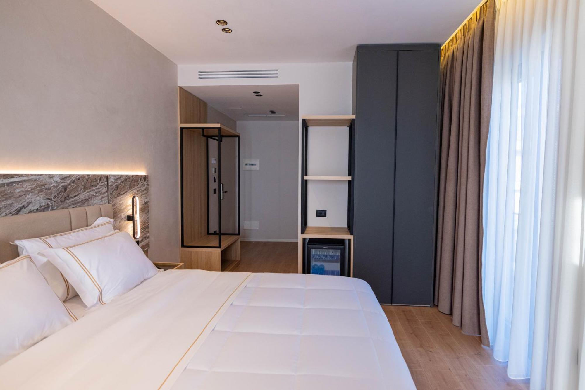 Tris3 Hotel Radhime Luaran gambar