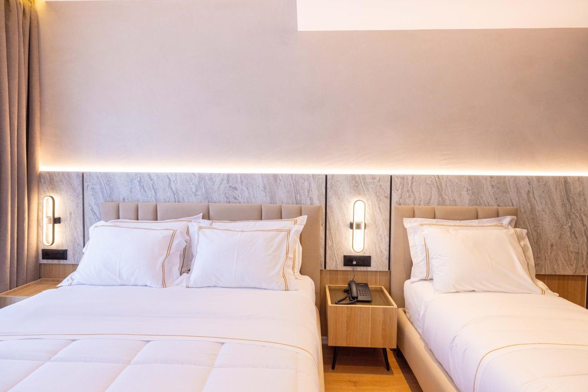 Tris3 Hotel Radhime Luaran gambar
