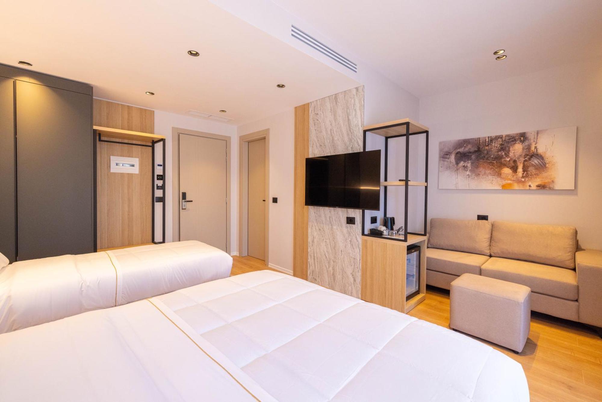 Tris3 Hotel Radhime Luaran gambar